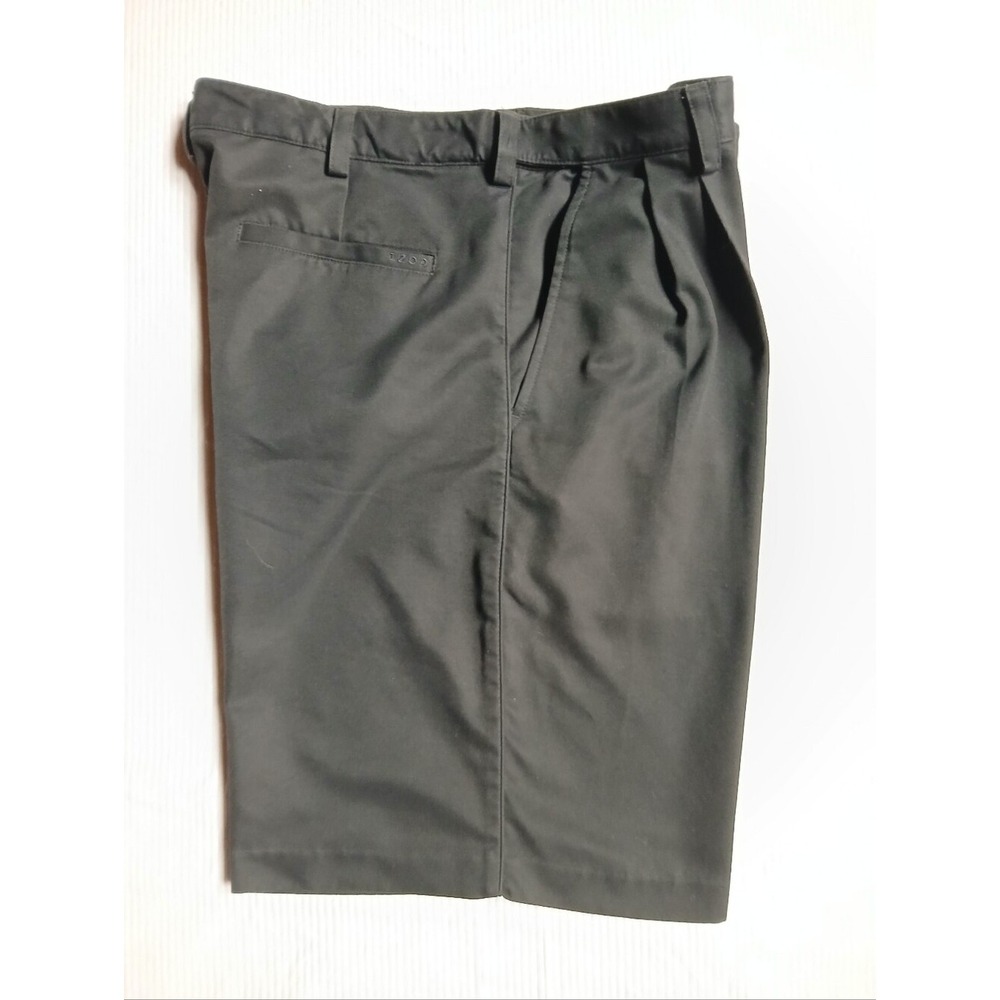 Izod Golf Mens Black Pleated Performance Shorts Size 34 Classic Lightweight Fit